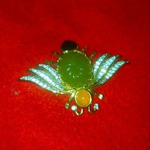 Joan river JADE ONYX AMBER CABOCHON CRYSTAL BEE BU